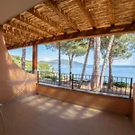 Capo Sud 3* 라코나